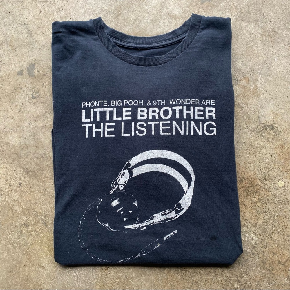 Vintage Y2K Little Brother The Listening Show Rap Tee Shirt
2XL